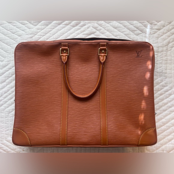 Louis Vuitton EPI Cognac Briefcase VI0924 - Picture 1 of 16